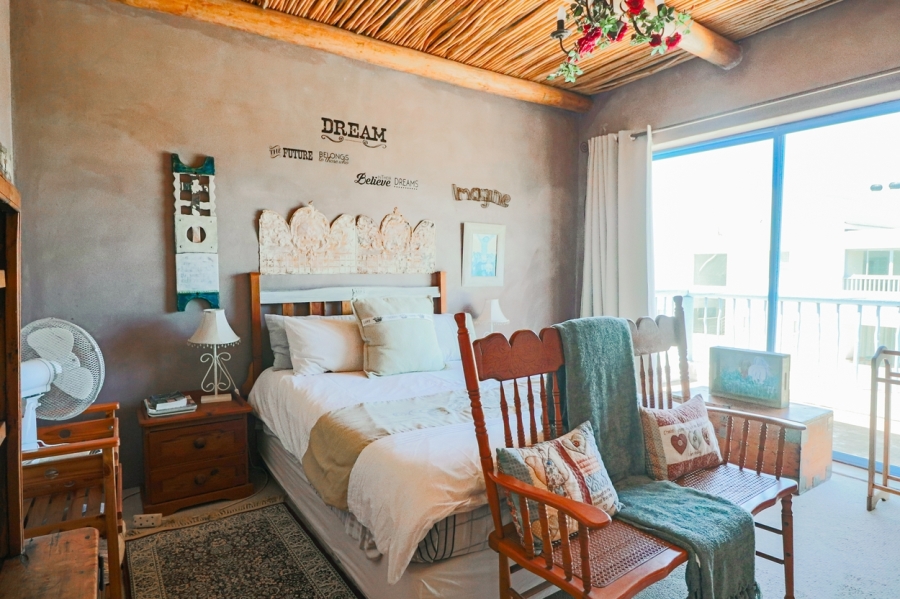 4 Bedroom Property for Sale in Blue Lagoon Western Cape